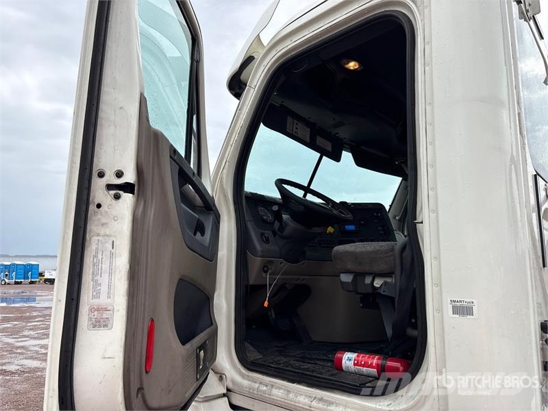 Freightliner Cascadia 125 Nyergesvontatók