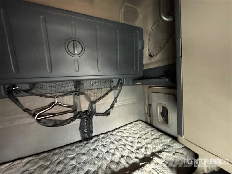 Freightliner Cascadia 125 Vetopöytäautot