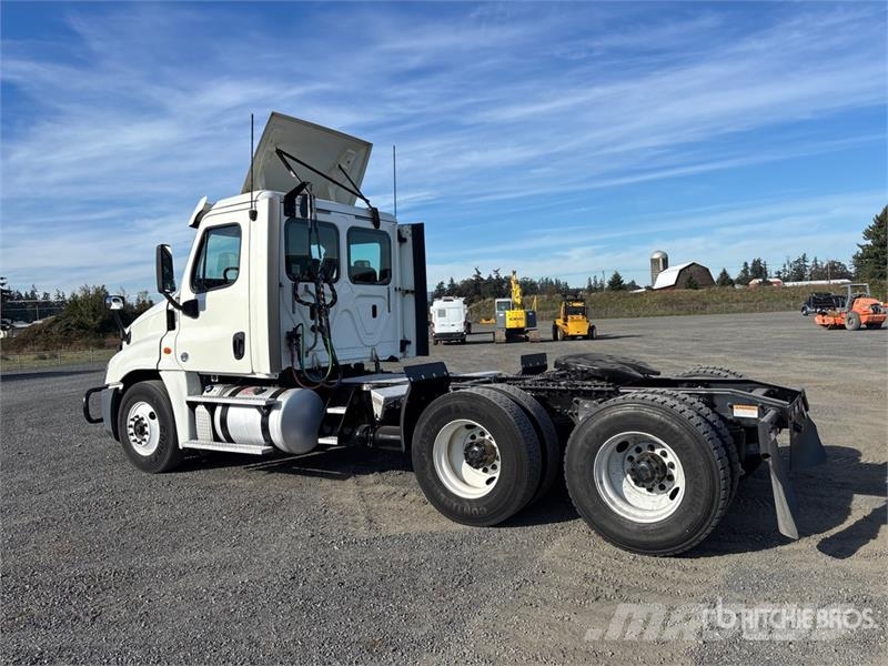 Freightliner Cascadia 125 Vlačilci