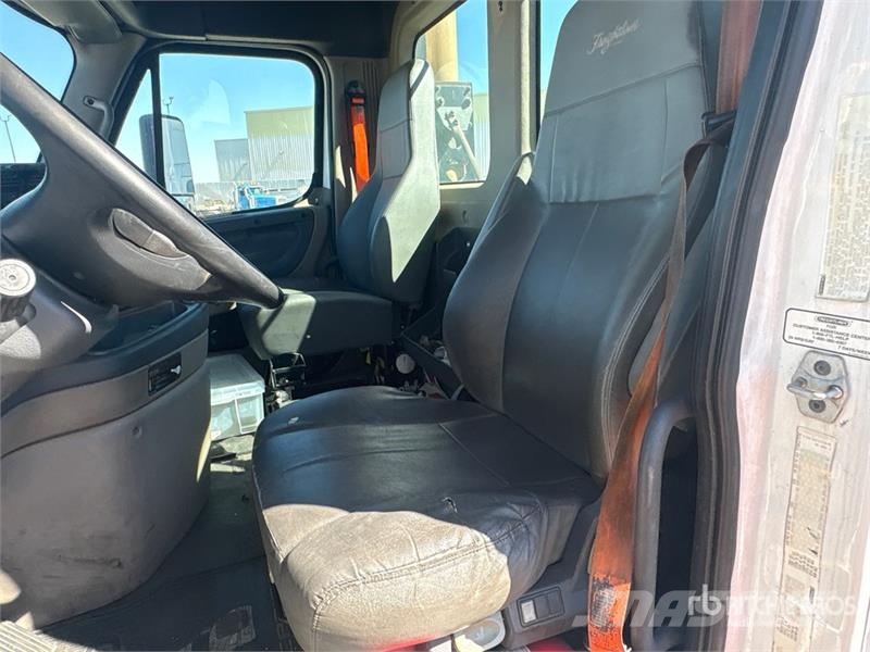 Freightliner Cascadia 125 Vlačilci