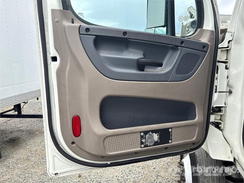 Freightliner Cascadia 125 Vetopöytäautot