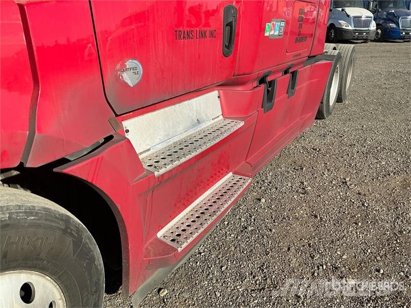 Freightliner Cascadia 126 Tractor Units