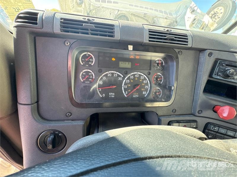 Freightliner Cascadia 125 Vlačilci