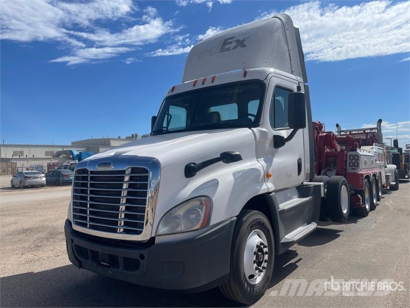 Freightliner Cascadia 125 Vlačilci