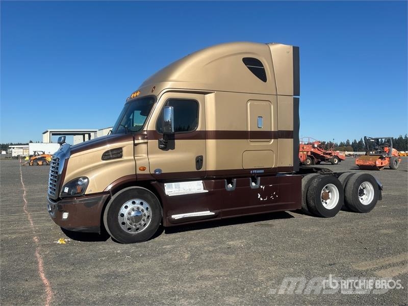 Freightliner Cascadia 113 Vlačilci