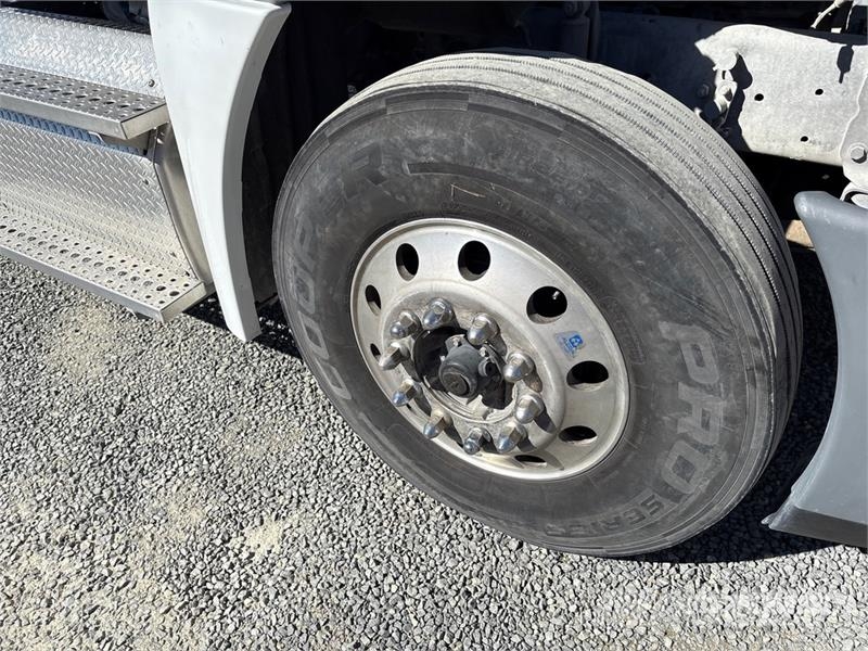 Freightliner Cascadia 125 Motrici e Trattori Stradali