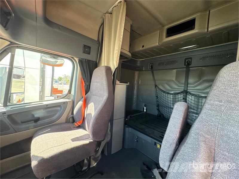Freightliner Cascadia 113 Cabezas tractoras