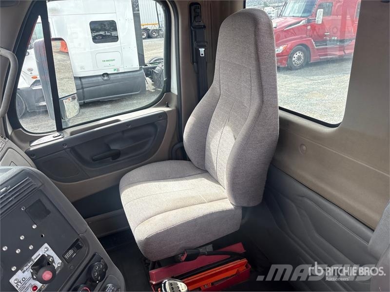 Freightliner Cascadia 125 Седельные тягачи