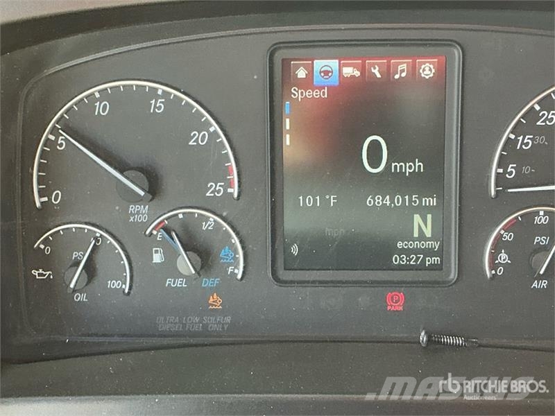 Freightliner Cascadia 126 6x4 T/A Sleeper Truck Tractor Tracteur routier