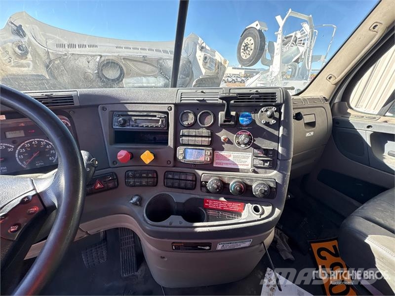 Freightliner Cascadia 125 Vlačilci