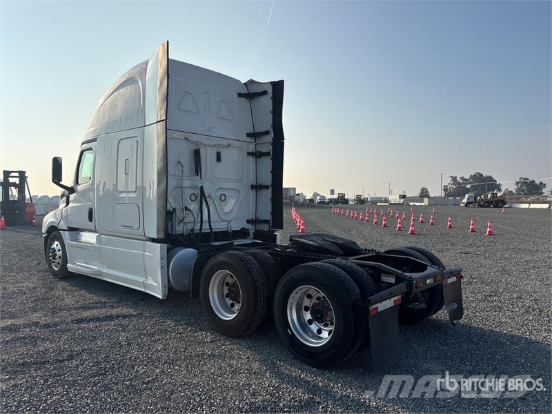 Freightliner Cascadia 126 Tegljači