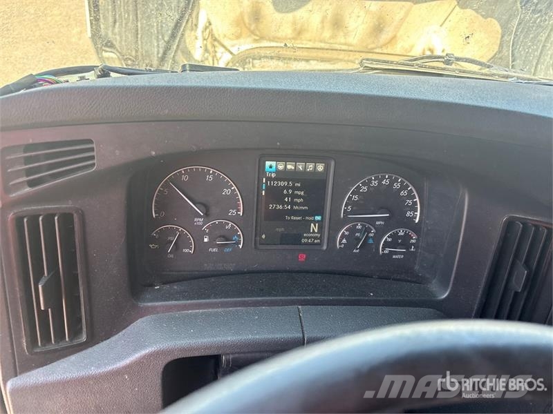 Freightliner Cascadia 126 6x4 T/A Sleeper Truck Tractor Τράκτορες