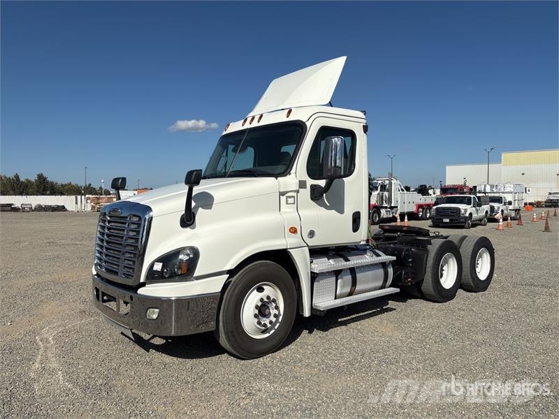 Freightliner Cascadia 125 Тягачі
