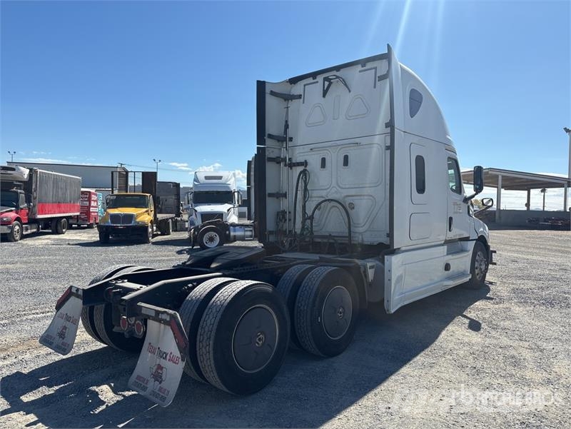 Freightliner Cascadia 126 Naudoti vilkikai