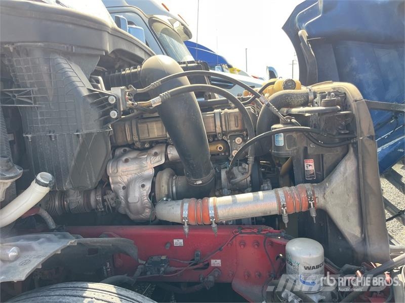 Freightliner Cascadia 126 Naudoti vilkikai