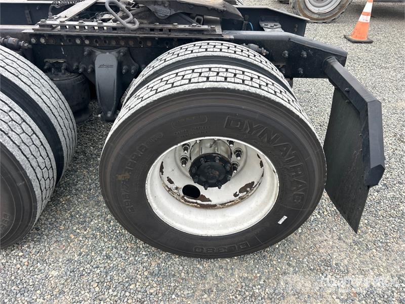 Freightliner Cascadia 125 Tractor Units