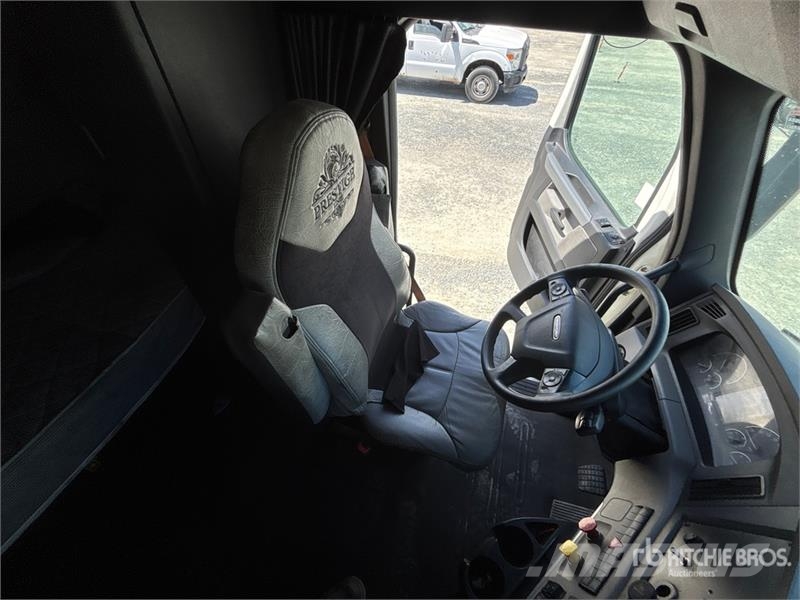 Freightliner Cascadia 116 Tractor Units