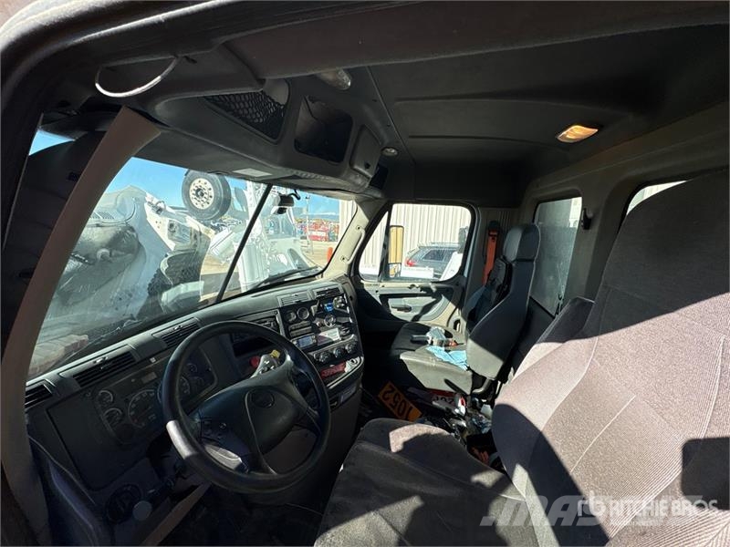 Freightliner Cascadia 125 Vlačilci