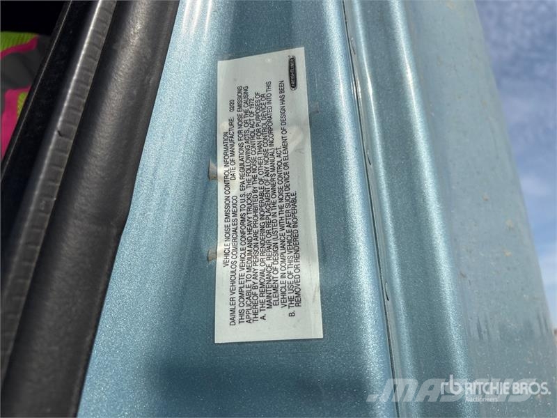 Freightliner Cascadia 126 6x4 T/A Sleeper Truck Tractor 트랙터 유닛