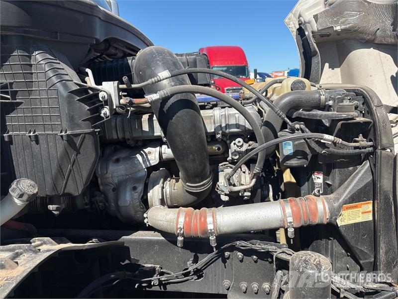 Freightliner Cascadia 126 Naudoti vilkikai