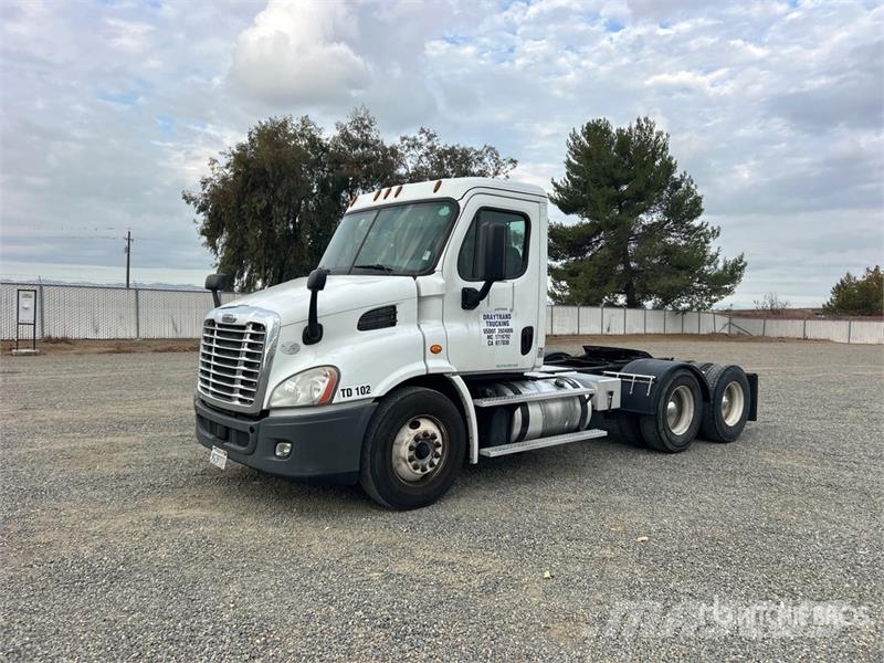 Freightliner Cascadia 125 Тягачі