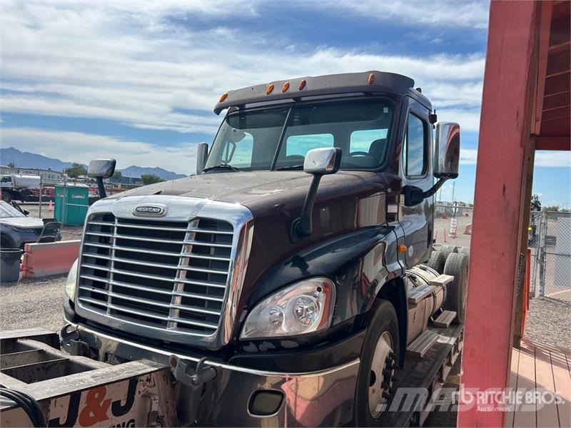 Freightliner Cascadia 125 Sattelzugmaschinen