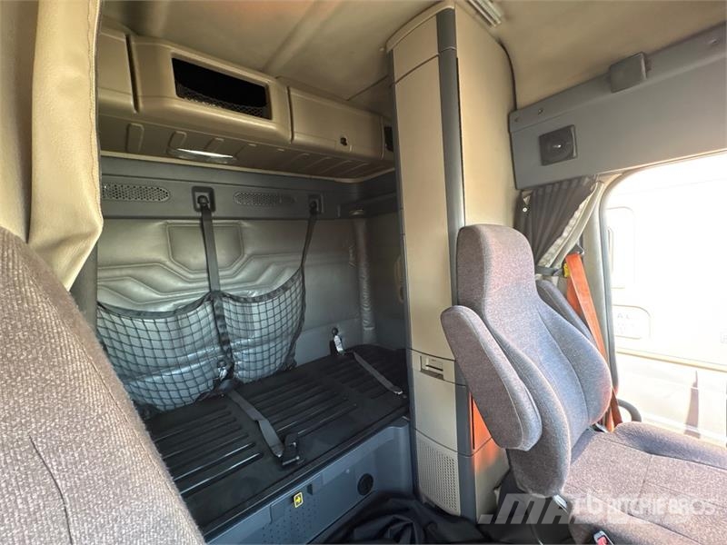 Freightliner Cascadia 113 Cabezas tractoras