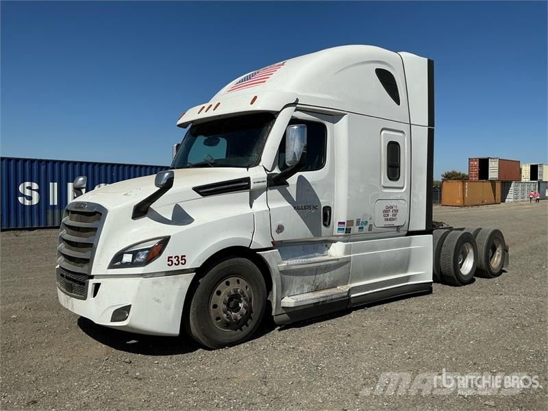 Freightliner Cascadia 126 6x4 T/A Sleeper Truck Tractor Tracteur routier