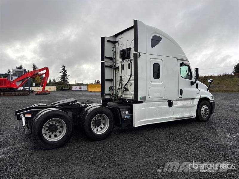 Freightliner Cascadia 125 T/A Sleeper Truck Tractor Naudoti vilkikai