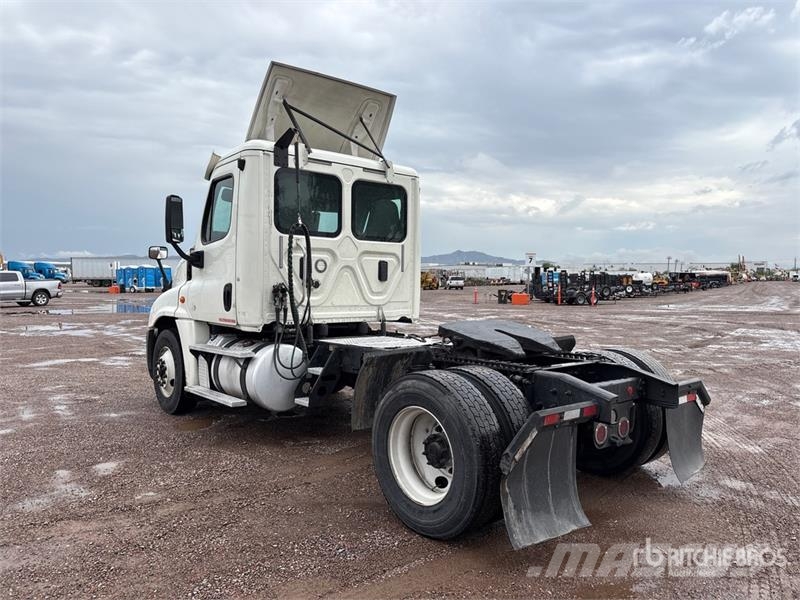 Freightliner Cascadia 125 Nyergesvontatók