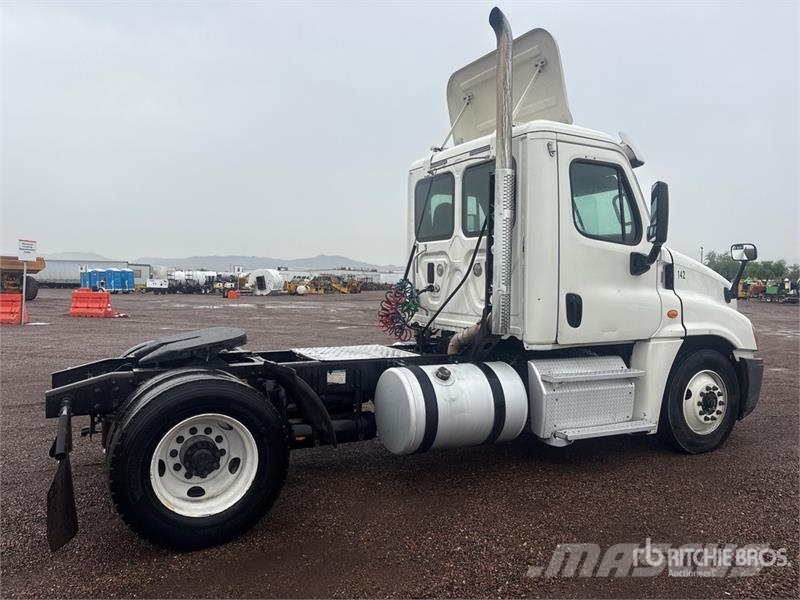 Freightliner Cascadia 125 Tegljači