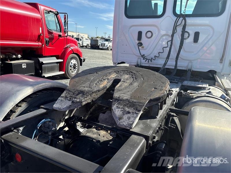 Freightliner Cascadia 125 Vlačilci