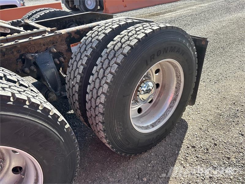 Freightliner Cascadia 126 Dragbilar