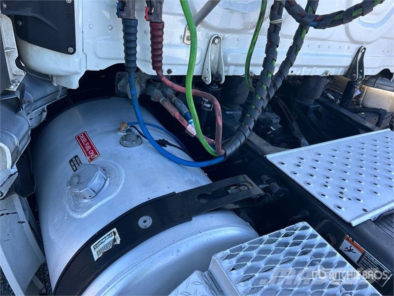 Freightliner Cascadia 116 وحدات الجر