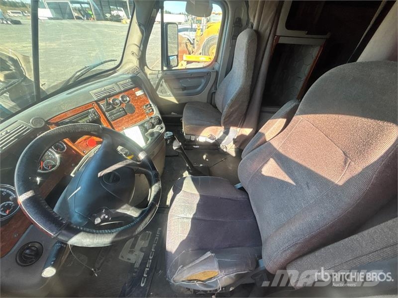 Freightliner Cascadia 113 Vlačilci
