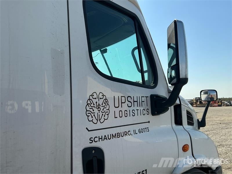 Freightliner Cascadia 113 Sattelzugmaschinen