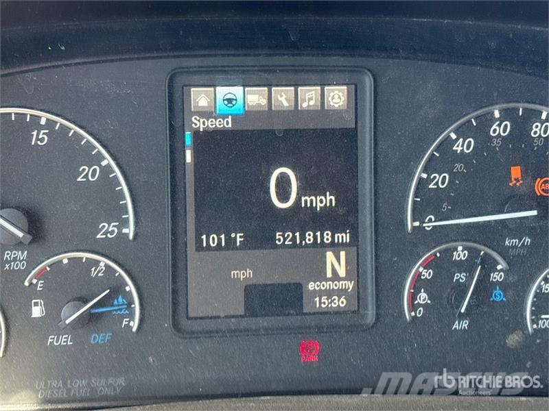 Freightliner Cascadia 126 6x4 T/A Sleeper Truck Tractor وحدات الجر