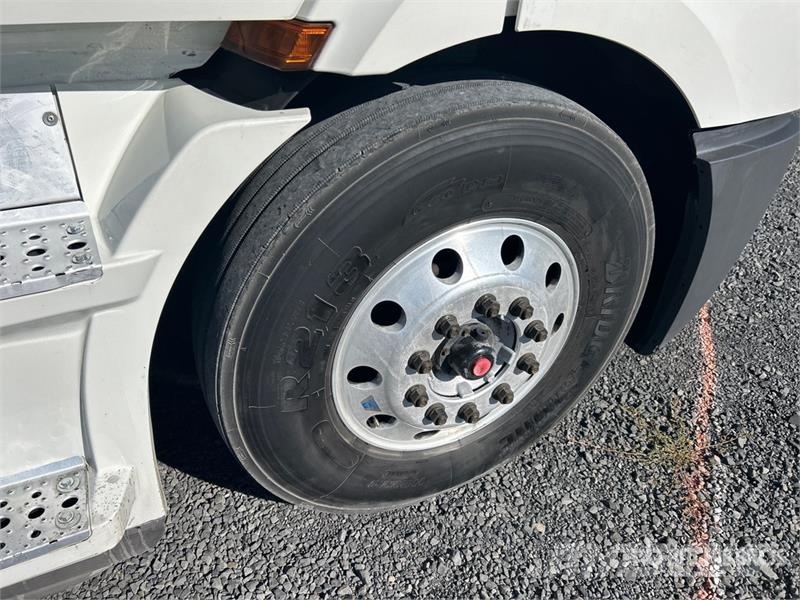Freightliner Cascadia 116 وحدات الجر