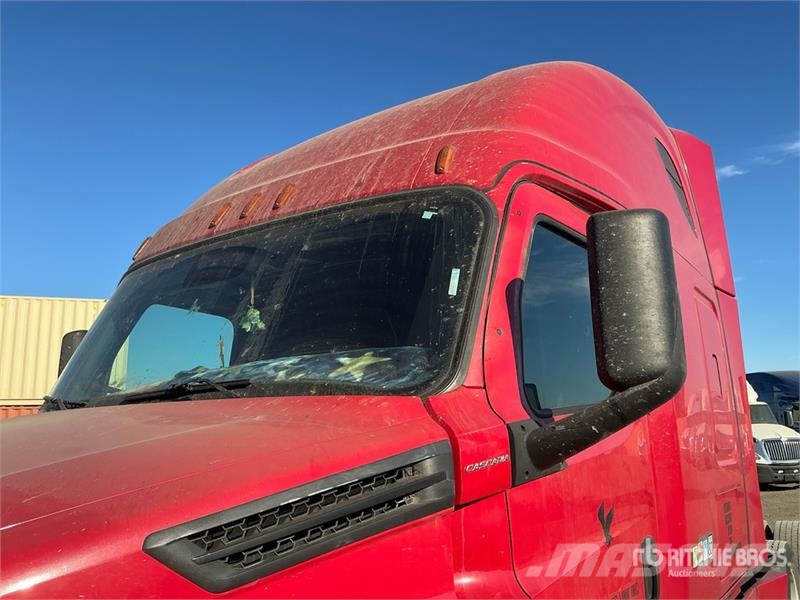 Freightliner Cascadia 126 Tractor Units