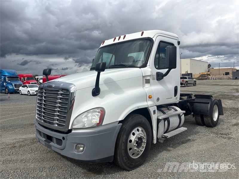 Freightliner Cascadia 125 Седельные тягачи