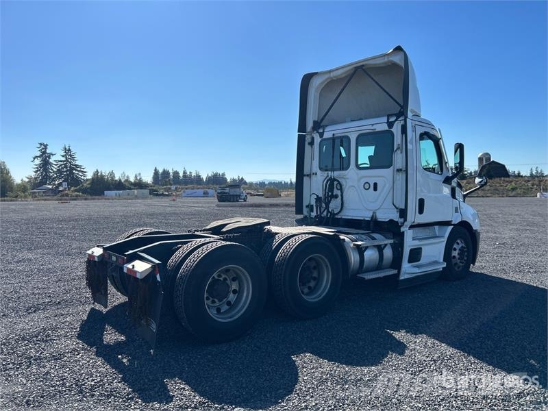 Freightliner Cascadia 116 Nyergesvontatók