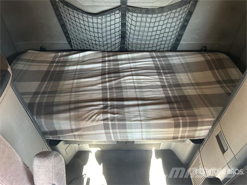 Freightliner Cascadia 125 6x4 T/A Sleeper Truck Tractor Motrici e Trattori Stradali