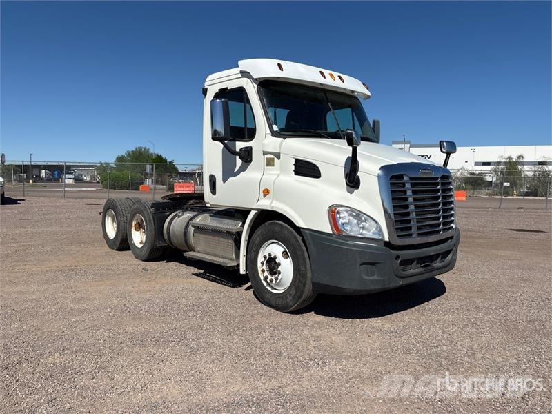 Freightliner Cascadia 113 Cabezas tractoras