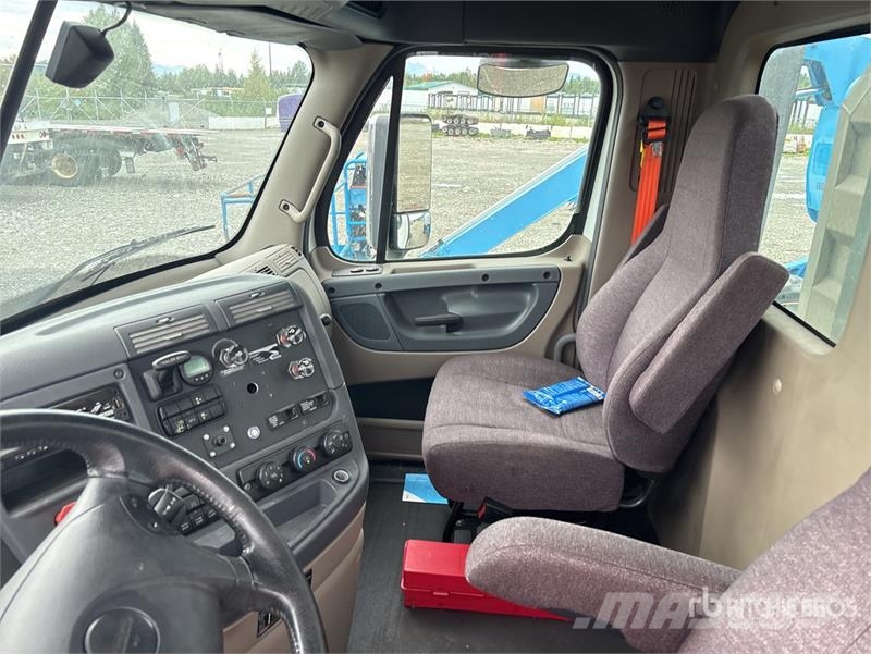 Freightliner Cascadia 125 Vetopöytäautot