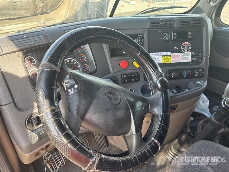 Freightliner Cascadia 125 6x4 T/A Sleeper Truck Tractor Tracteur routier