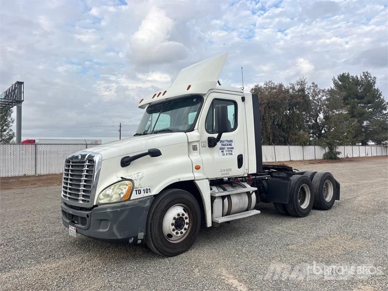 Freightliner Cascadia 113 Тягачі