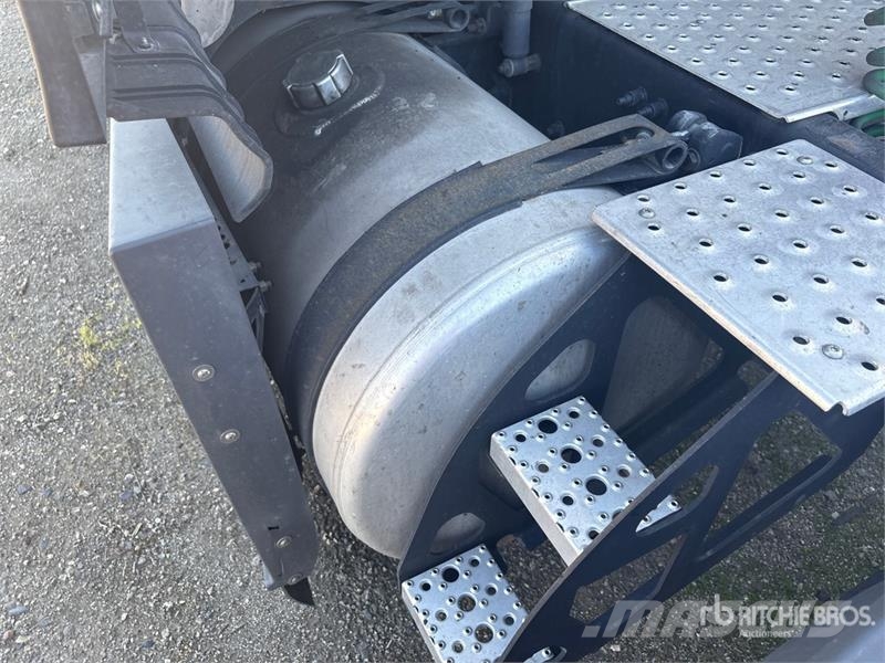 Freightliner Cascadia 126 6x4 T/A Sleeper Truck Tractor Trækkere