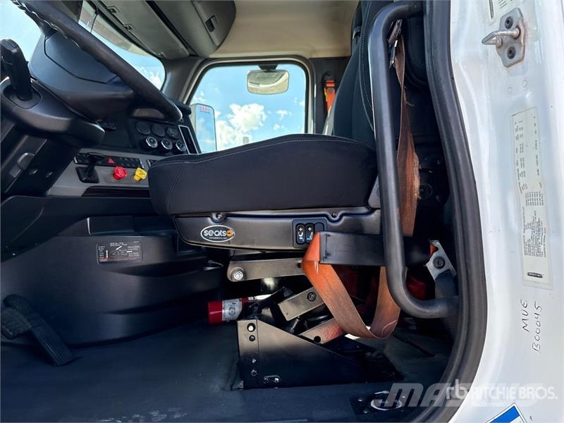 Freightliner Cascadia 126 Sattelzugmaschinen