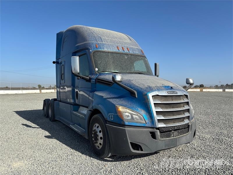 Freightliner Cascadia 126 Ťahače