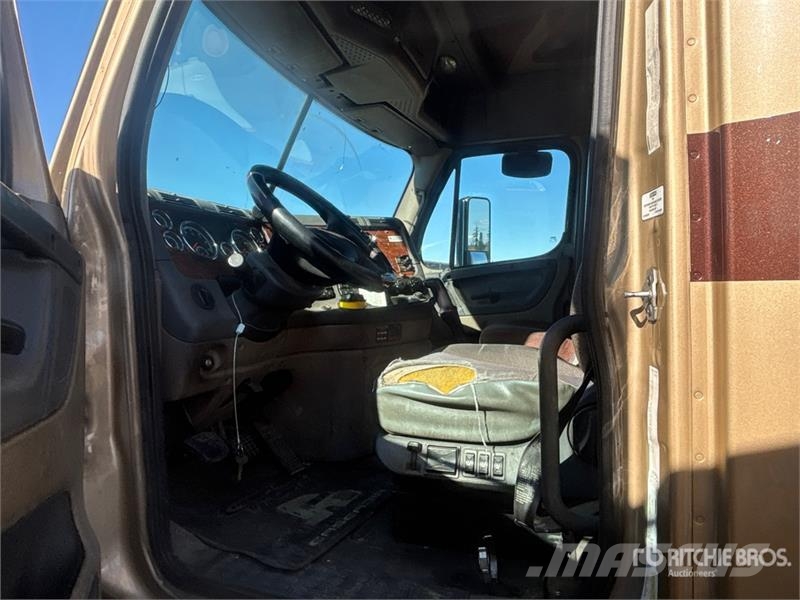 Freightliner Cascadia 113 Vlačilci